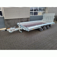 GTM 4m x 1m50 Gooseneck porte engin 3 x essieux 1350 kg GTM 4m x 1m50 Gooseneck porte engin 3 x essieux 1350 kg