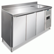 KLIMAITALIA table réfrigérée inox 3 portes évier. Temp. De dégivrage automatique tropicalisée de classe B -2°C/+8°C. Dim. LxH 202x70x96 cm. CL