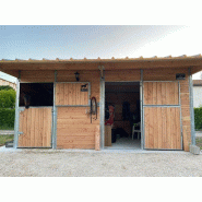 2 boxes en ligne PRO pour chevaux - poteaux métal - BOX019