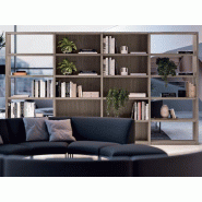 Bibiothèque Libreria grand format avec fond et niches ouvertes