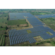 Parc photovoltaïque au sol ou flottant