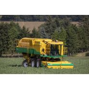 Récolteuse de pois pmc 1189 - pmc harvesters ltd - puissance du moteur 325 kw - largeur de prélèvement 3.3 à 3.8 m