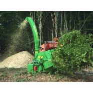 Broyeurs de branches professionnels SUPER-PAIN 900 - Capacité 25cm - Thermique, Électrique ou Prise de force tracteur | Fabrication française Broyeurs de branches professionnels SUPER-PAIN 900 - Capacité 25cm - Thermique, Électrique ou Prise de force tracteur | Fabrication française