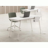 Bureau individuel Knot avec structure en tube d'acier design moderne Bureau individuel Knot avec structure en tube d'acier design moderne