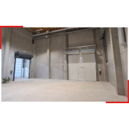Porte coupe-feu guillotine motorisée FIREDOR - 2H EI120 - 120 min - Pour parking et bâtiments avec process - Système sans irrigation Porte coupe-feu guillotine motorisée FIREDOR - 2H EI120 - 120 min - Pour parking et bâtiments avec process - Système sans irrigation