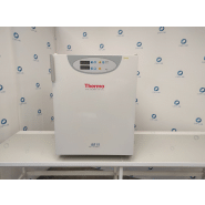 Incubateur co2  d'occasion de laboratoire de recherche - thermofisher bb15