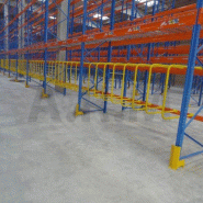 Séparateur  vertical ou horizontal en tube pour rayonnages