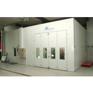 Laboratoire de peinture équipé d'un système de ventilation et de filtration pour assurer une excellente protection des opérateurs