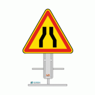 Panneau AK3 - Chaussée rétrécie sur pied temporaire