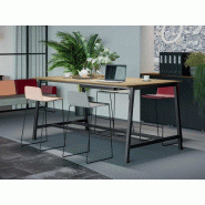 Table haute de travail Pop Ace de Frezza avec repose-pieds Table haute de travail Pop Ace de Frezza avec repose-pieds