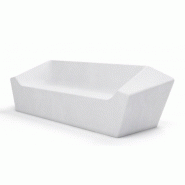 Banc en béton contemporain - lignes design et modernes - 248 cm / 135 cm - blanc lisse Banc en béton contemporain - lignes design et modernes - 248 cm / 135 cm - blanc lisse