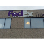 Lettre boitier lumineuse - Lettres 3D en PMMA, Altuglas ou Aluminium - Éclairage LED ou néon_1