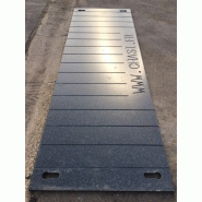 Plaque de roulage en plastique PEHD - légère et résistante - jusqu'à 80 to/m² Plaque de roulage en plastique PEHD - légère et résistante - jusqu'à 80 to/m²