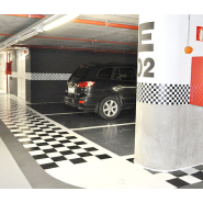 Revêtement de sol résine époxy : une surface idéale pour les parkings