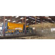 Pailleuse distributrice Lucas G Castor avec goulotte universelle 270° et démêleurs mécaniques