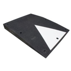 Rampe d'accès en caoutchouc noir - flèche blanche en option - largeur max fauteuil 750 mm - Marque Rolléco