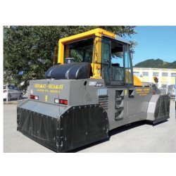 Compacteur à pneus 24T - Moteur Cummins - Compactage sols bitumés et naturels - AP 240 H - Location disponible