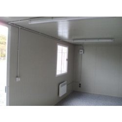 Bungalow de chantier / modulaire / ossature en métal / parois en panneau sandwich / isolé