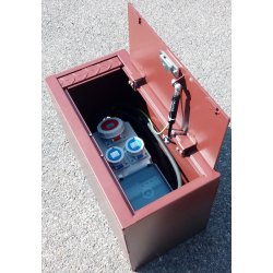 Coffret encastrable de distribution d'énergie - 4 ou 6 prises 16A/32A - Trappe avec serrure et vérin à gaz