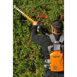 Taille-haie hydraulique Helion - SAS Laupêtre - longueur de coupe de 27 à 75 cm, anti-blocage des lames et système Quick Switch