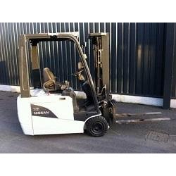 Chariot électrique Nissan TX16 - 4 fonctions - capacité 1600 kg - mât triplex - levée 4750 mm - année 2005