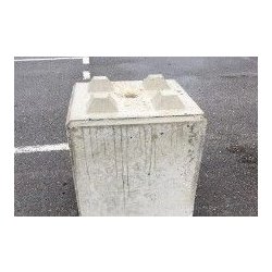 Bloc béton empilable - Magic Bloc - dimensions 90 × 60 × 60 cm - poids 0,5 tonnes