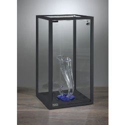 Petite vitrine verticale KL36VA - aluminium laqué noir - structure moderne en verre trempé avec serrure