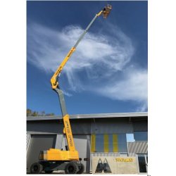 Nacelle articulée - Hauteur de travail 31,8 m - Utilisée pour pose d'enseignes, élagage, décorations de Noël et autres - Disponible en location