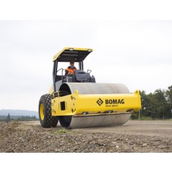 Rouleau monobille v3 Bomag BW211D4 - 2130 mm - 12t