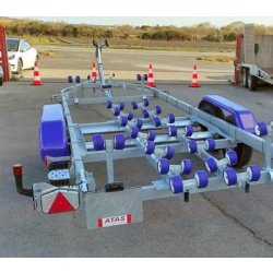 Remorque porte-bateau 3200 kg PTC - CU 2560 kg - 2 essieux Galaxy 2.0 multi-rouleaux avec feux fixes