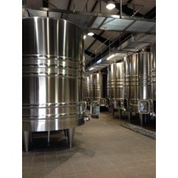 Cuve et garde-vin en inox sur mesure - vinification et stockage - inox AISI 304L ou 316L