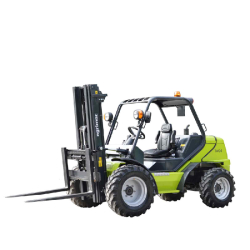 Chariot Élévateur Tout-Terrain TW35 en Isère et Rhône Alpes   - disponible en achat neuf et en location de courte à longue durée