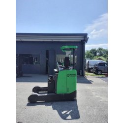 Chariot à mât rétractable BT RRE250 3544 - disponible en occasion et en location de courte à longue durée