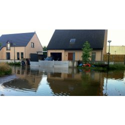 Modul barrière anti-inondation sur-mesure dédiée aux particuliers et collectivités
