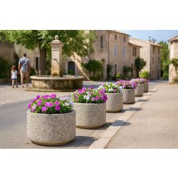 Jardinière pour espace public ronde en béton - Article 230 - Diamètre et hauteur variables - Résistante aux climats marins et personnalisable