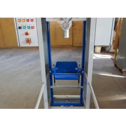 Ensacheuse gravitaire VAG 05 - pour sacs valves 25kg de billes plastiques, déplaçable sur roulettes