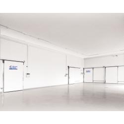 Cargo Energia - Chambres froides avec panneaux isolants en mousse polyuréthane et finition personnalisable