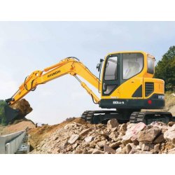 Mini-pelle Hyundai R80CR-9 - compacte et performante