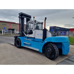 Location chariot élévateur 16T à fourches - Hauteur de levage 4 000 mm - Reconditionné et disponible
