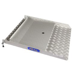 Rampe d'accès passe porte FEAL - aluminium strié 125 x 75 cm - charge 300 kg - hauteur franchissement 24 cm