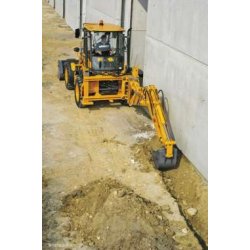 Tractopelle VF 6.23 B Venieri - Capacité du godet 1.0-1.3 m³ - Profondeur d'excavation 4.3-5.1 m