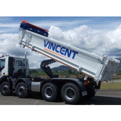 Bennes concaves - cid vincent - une largeur intérieure de 2420 mm entre les montants de la porte arrière