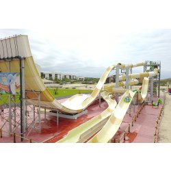 Toboggan aquatique : black hole turbolance flying boat rafting