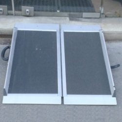 Rampe pour PMR - longueur ajustable de 70 à 120 cm