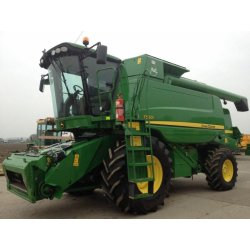 Moissonneuse batteuse John Deere T550 i - Année 2010 - Largeur de coupe 6,7m - Très bon état