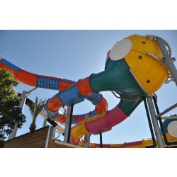 Toboggan aquatique : sphere space hole aquatube