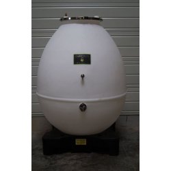 Cuve ovoïde 11.25 H avec coquetier - Micro-oxygénation équivalente à 5 barriques - Fabrication française