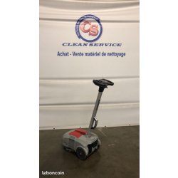 Autolaveuse accompagnée d'occasioncomac vispa xs de démonstration - groupe clean