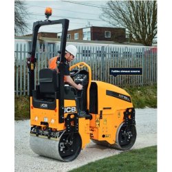 Ct160 rouleau tandem vibrant - JCB - moteur Kubota 14,5 kW - poids opérationnel 1710/1790 kg