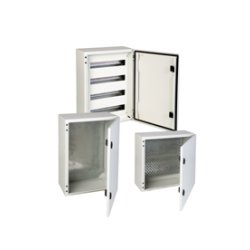 Coffret métallique électrique - platine pleine ou perforée - polyester IP65 - pour distribution électrique et automatisme
